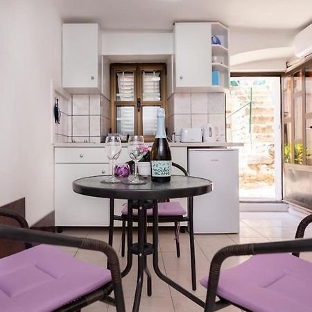 Central Apartment Rose In Hearth Of 스플리트 외부 사진